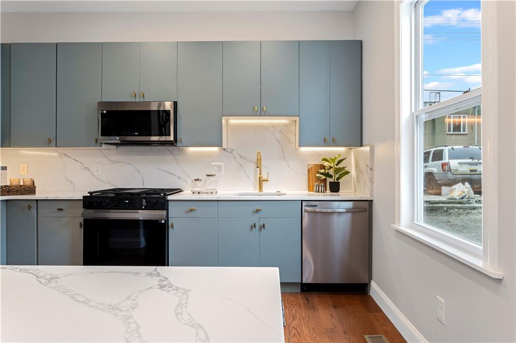 4912 Dearborn Street Pittsburgh, PA 15224 - Photo 12 of 39