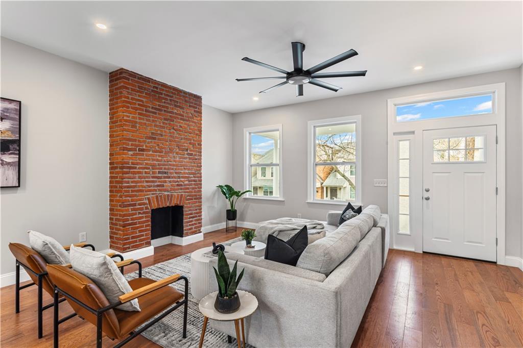 4912 Dearborn Street Pittsburgh, PA 15224 - Photo 4 of 39