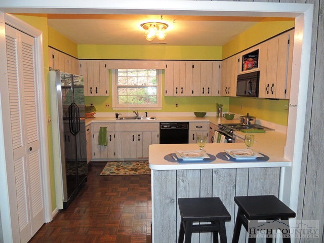 252 Pine Street Boone, NC 28607 - Photo 33 of 34 Gallery Image 33