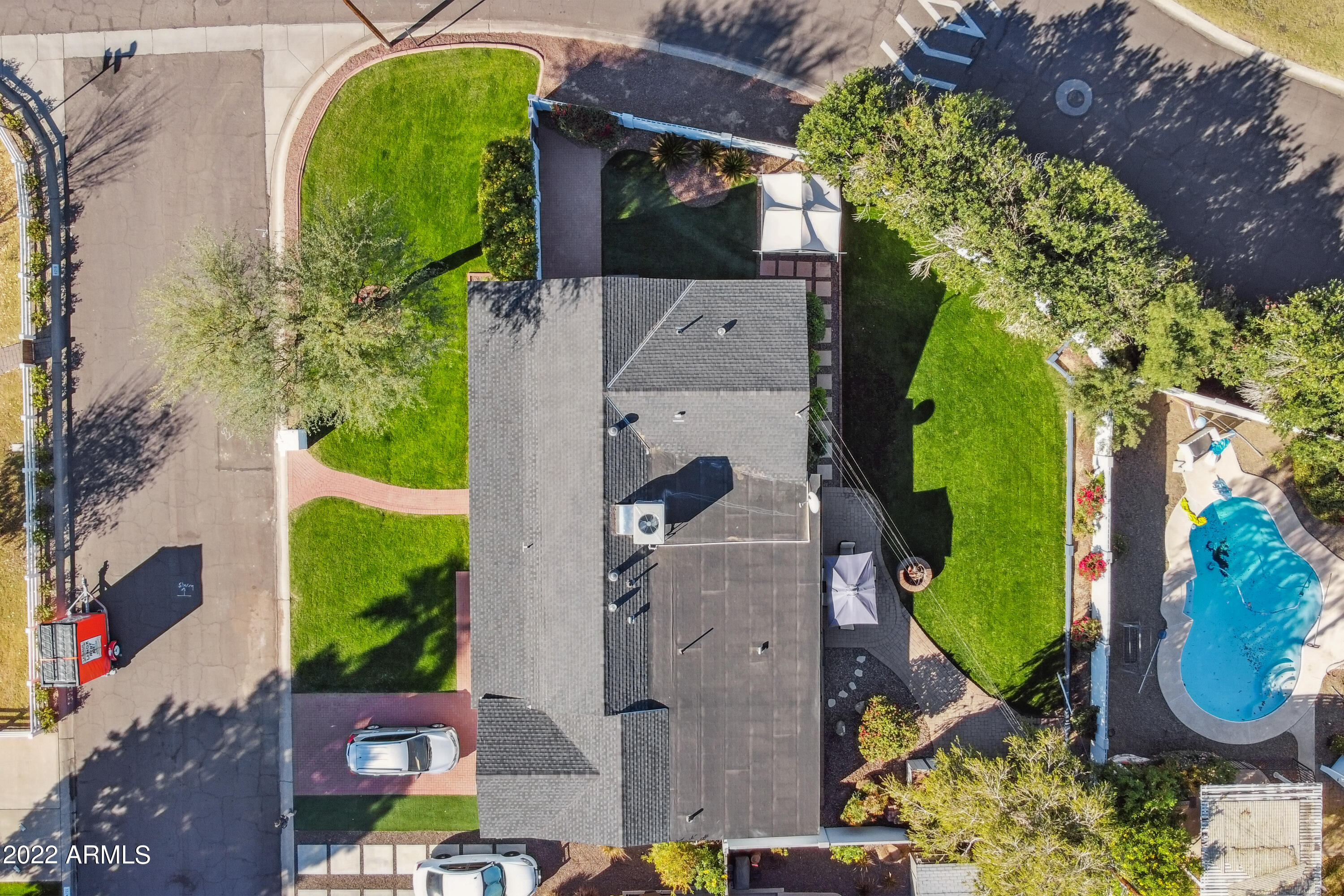 4218 East Piccadilly Road Phoenix, AZ 85018 - Photo 7 of 45 DJI_0908