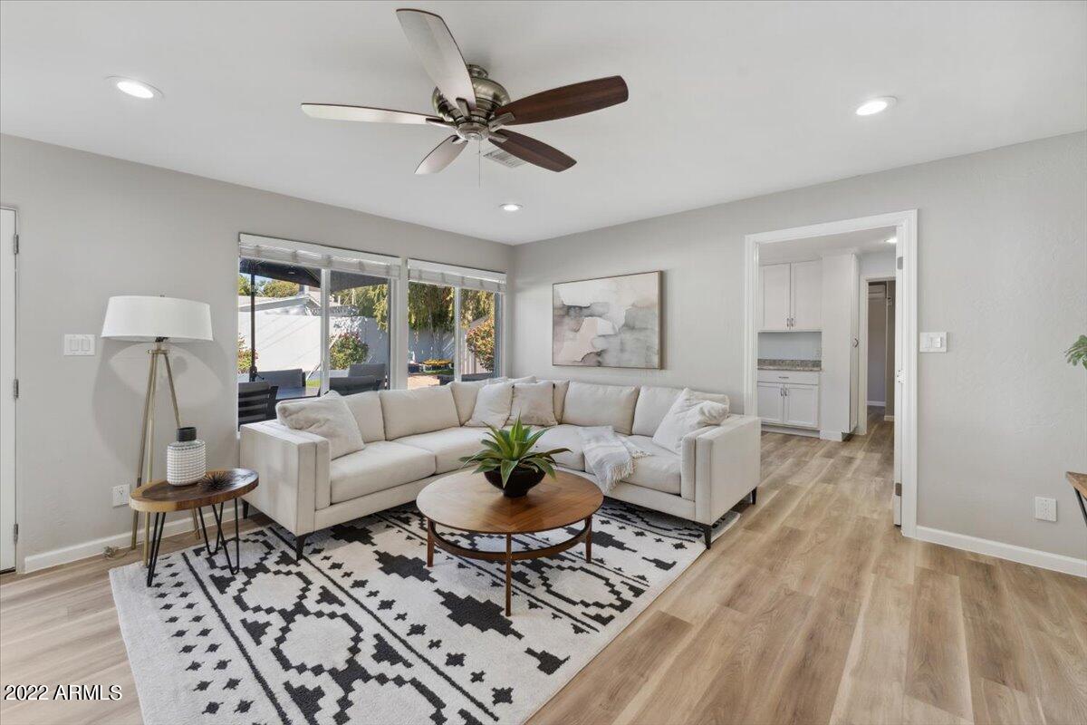 4218 East Piccadilly Road Phoenix, AZ 85018 - Photo 9 of 45 05-ACA08341
