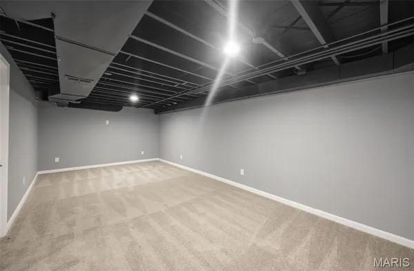 $359,900 | 8609 Mayflower Court, University City, MO 63132