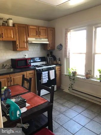 $1,500 | 167 West 7th Avenue, Unit 2, Conshohocken, PA 19428