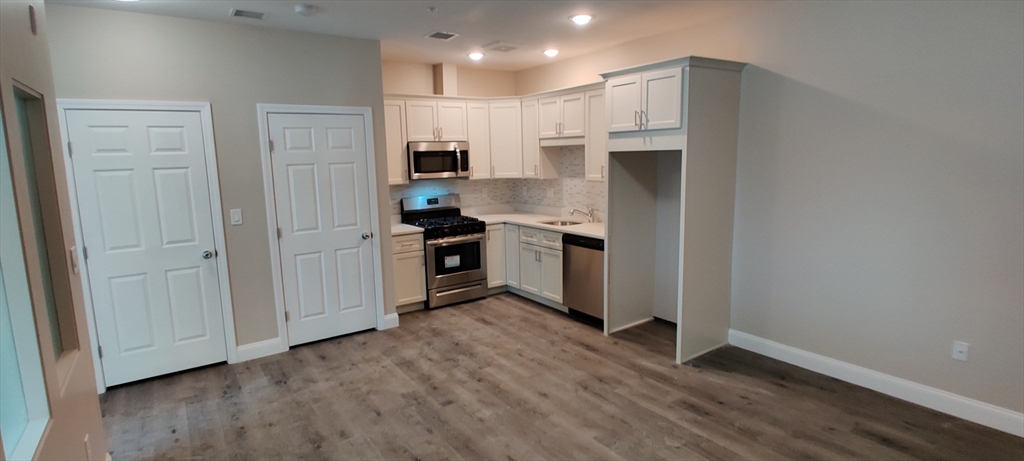 191 North Common Street, Unit 302 Lynn, MA 01905 - Photo 2 of 9