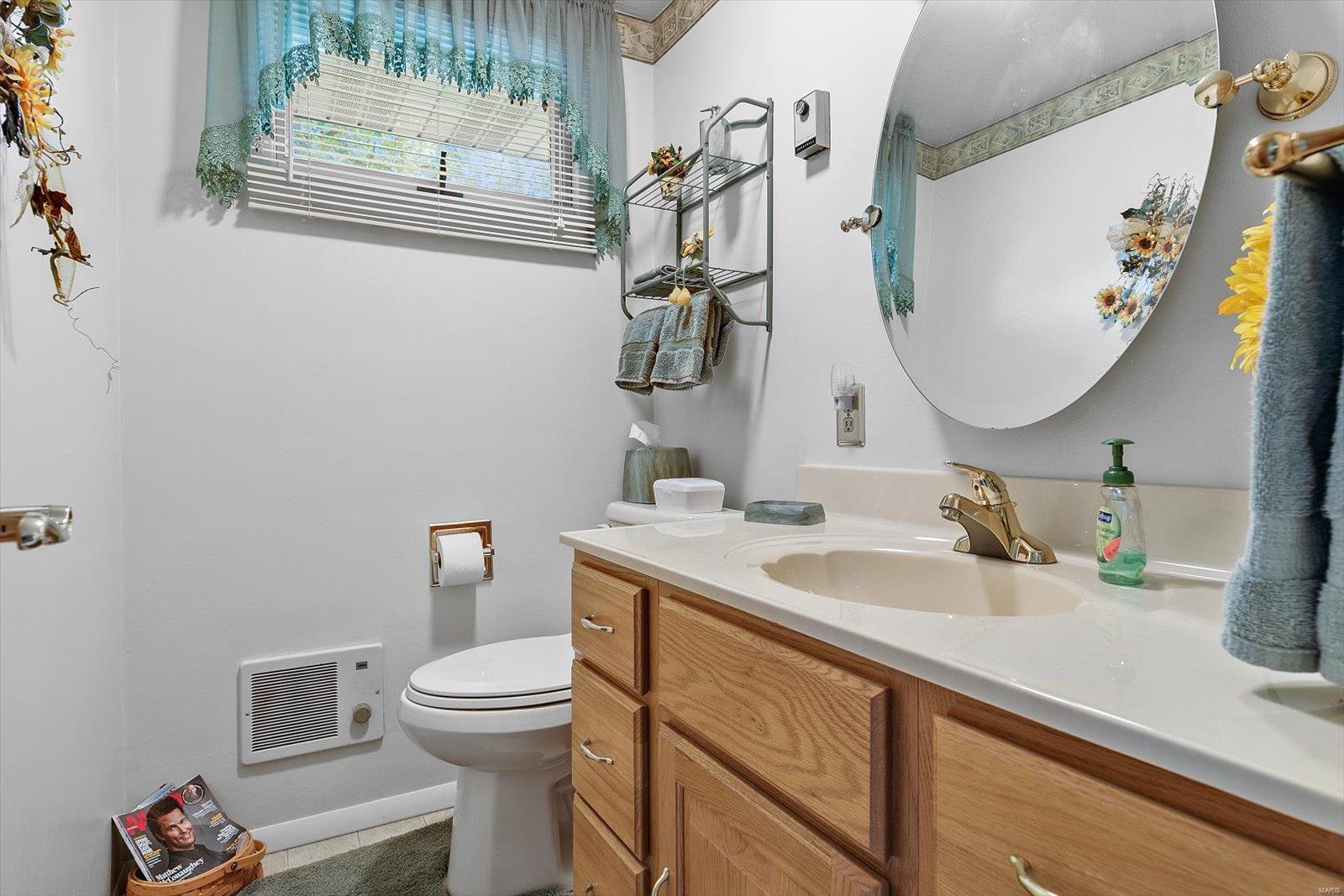 13822 St Rose Road Highland, IL 62249 - Photo 16 of 52