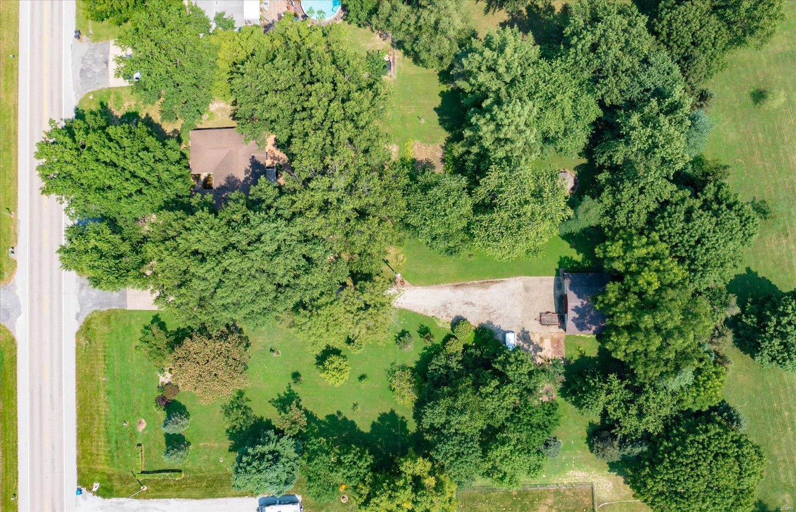 13822 St Rose Road Highland, IL 62249 - Photo 45 of 52