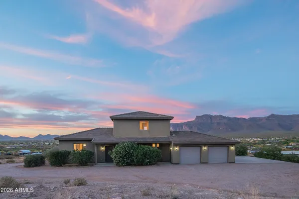 $725,000 | 5995 East 35th Avenue, Apache Junction, AZ 85119