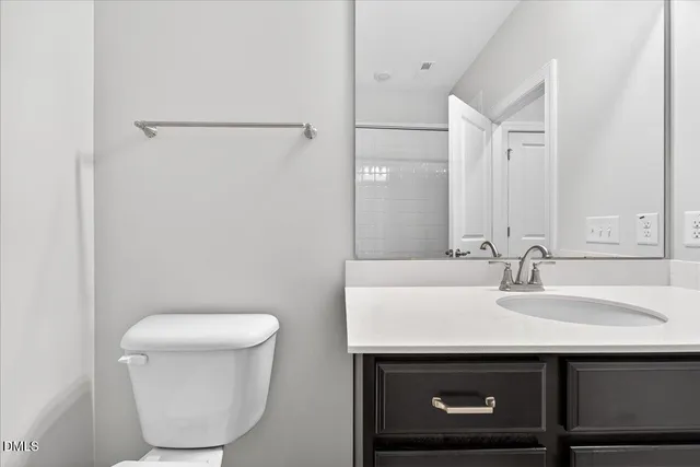 $749,999 | 609 Crooked Pine Drive, Cary, NC 27519