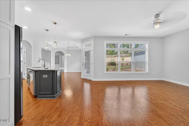 $749,999 | 609 Crooked Pine Drive, Cary, NC 27519