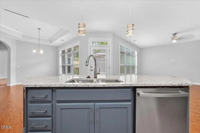 $749,999 | 609 Crooked Pine Drive, Cary, NC 27519