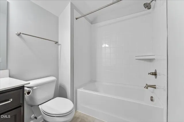 $749,999 | 609 Crooked Pine Drive, Cary, NC 27519