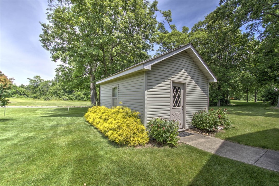 650 Glen Oak Drive Decatur, IL 62521 - Photo 40 of 44 Gallery Image 40