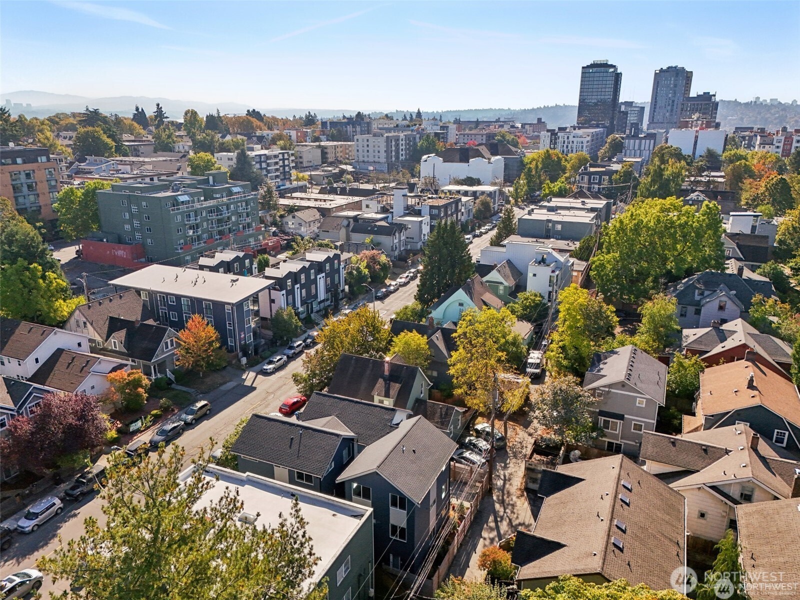 5259 Brooklyn Avenue Northeast Seattle, WA 98105 - Photo 36 of 40 a view of a city