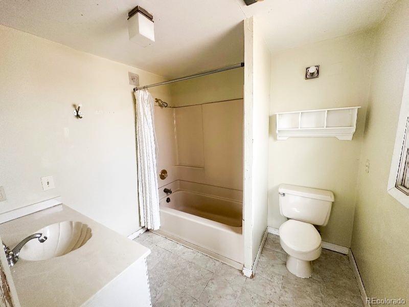 3901 East Orchard Road Centennial, CO 80121 - Photo 12 of 16