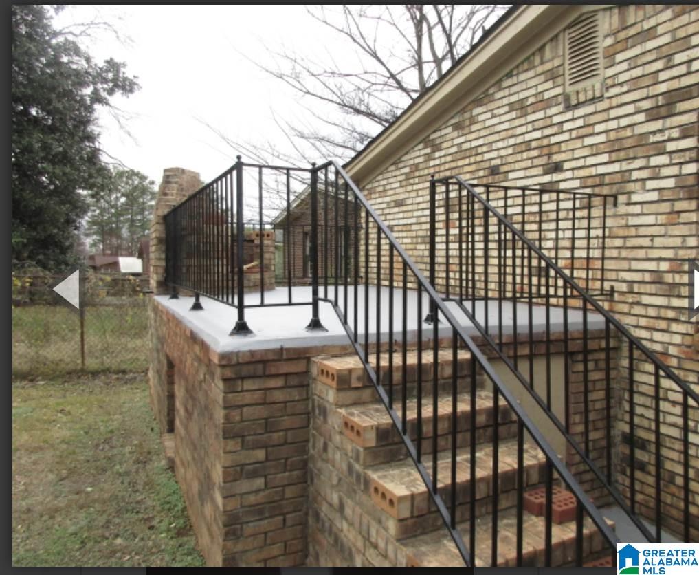 217 11th Avenue Southwest Birmingham, AL 35211 - Photo 4 of 13