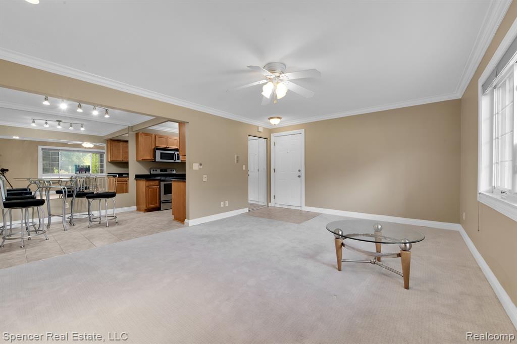 2311 Walton Boulevard, Unit 29 Rochester, MI 48309 - Photo 9 of 21