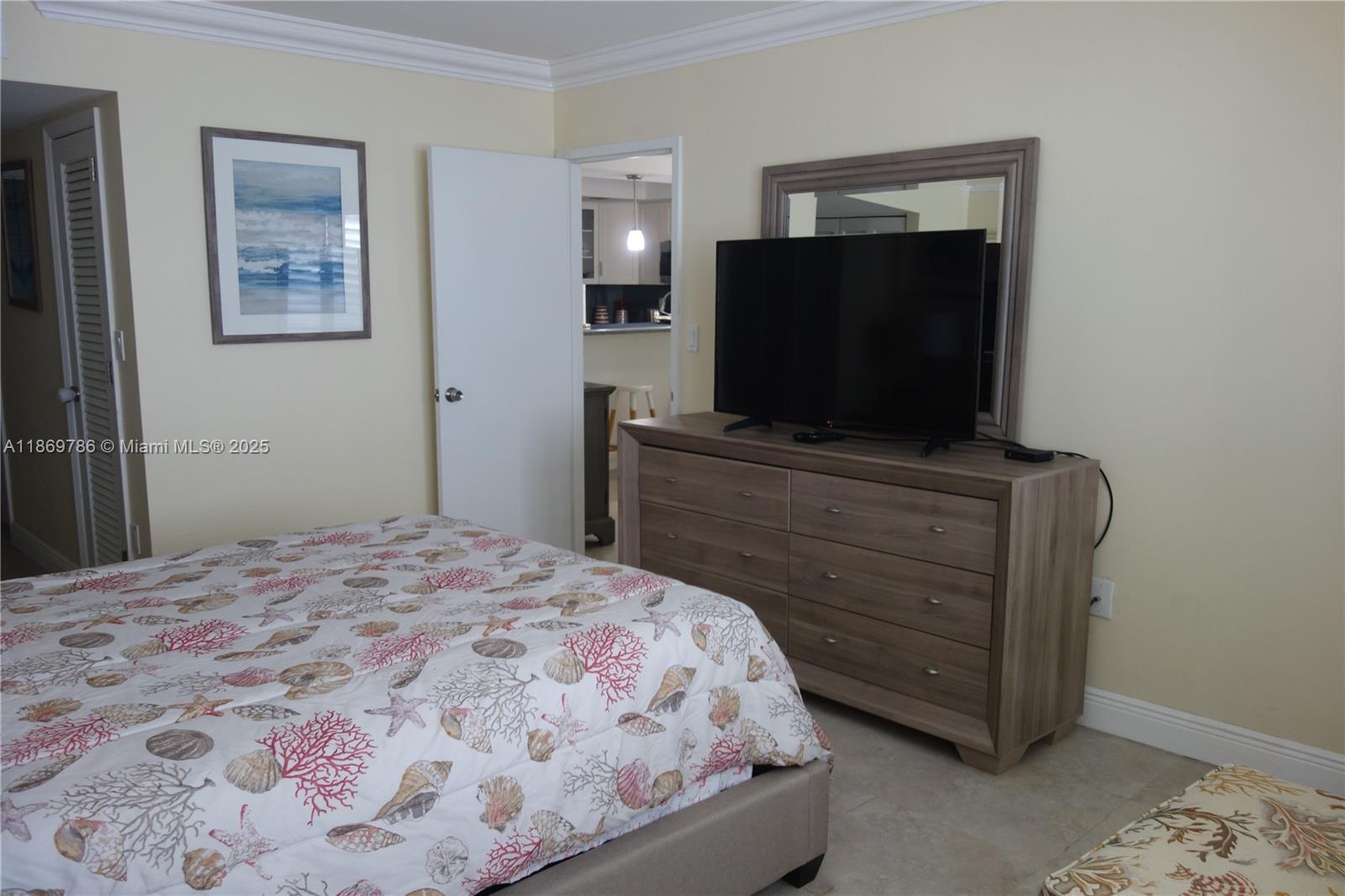 5701 Collins Avenue, Unit 1510 Miami Beach, FL 33140 - Photo 21 of 67