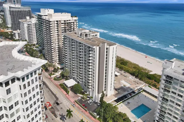 $3,500 | 5701 Collins Avenue, Unit 1510, Miami Beach, FL 33140