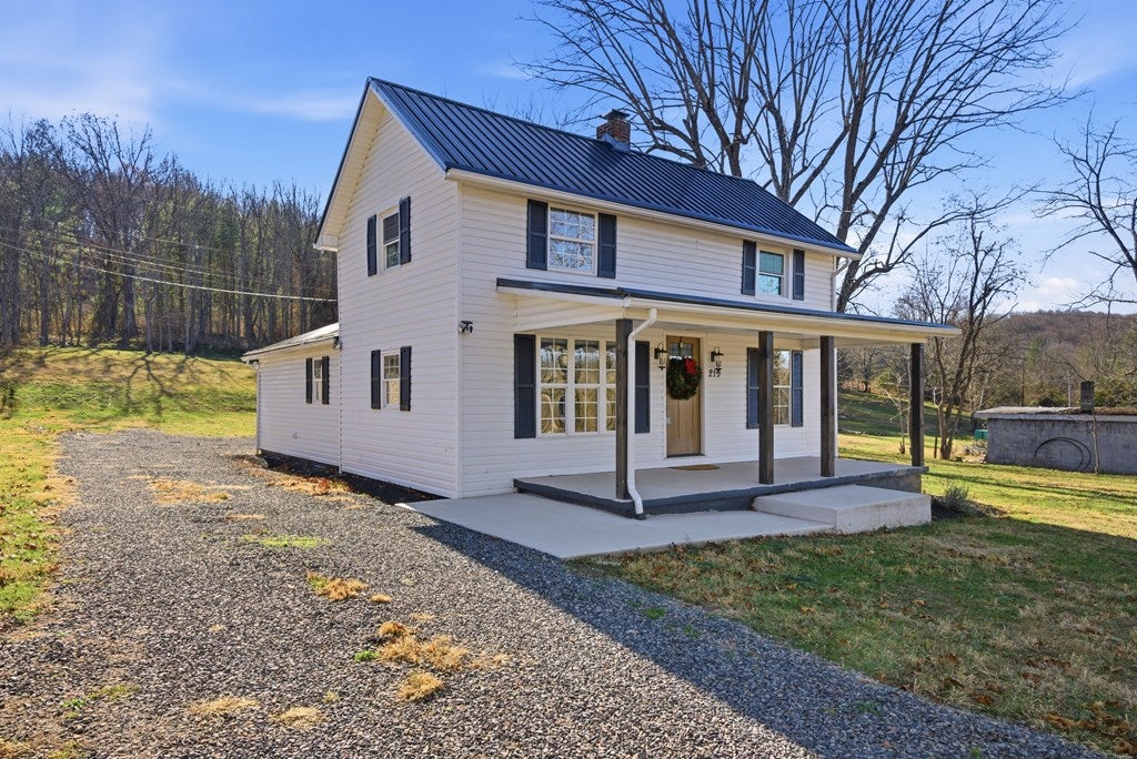 219 Sanders Mines Road Max Meadows, VA 24360 - Photo 3 of 50 Gallery Image 3