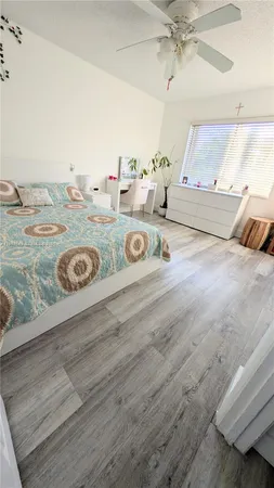 $2,600 | 369 Lakeview Drive, Unit 101, Weston, FL 33326