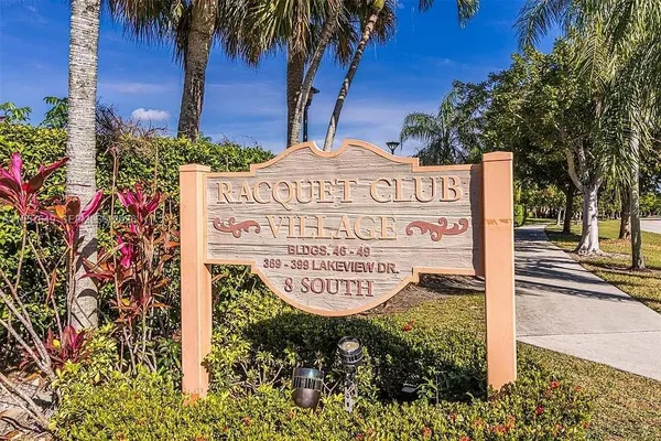 $2,600 | 369 Lakeview Drive, Unit 101, Weston, FL 33326