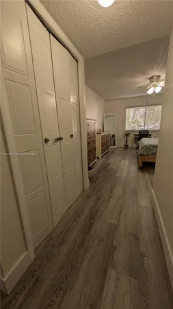 $2,600 | 369 Lakeview Drive, Unit 101, Weston, FL 33326