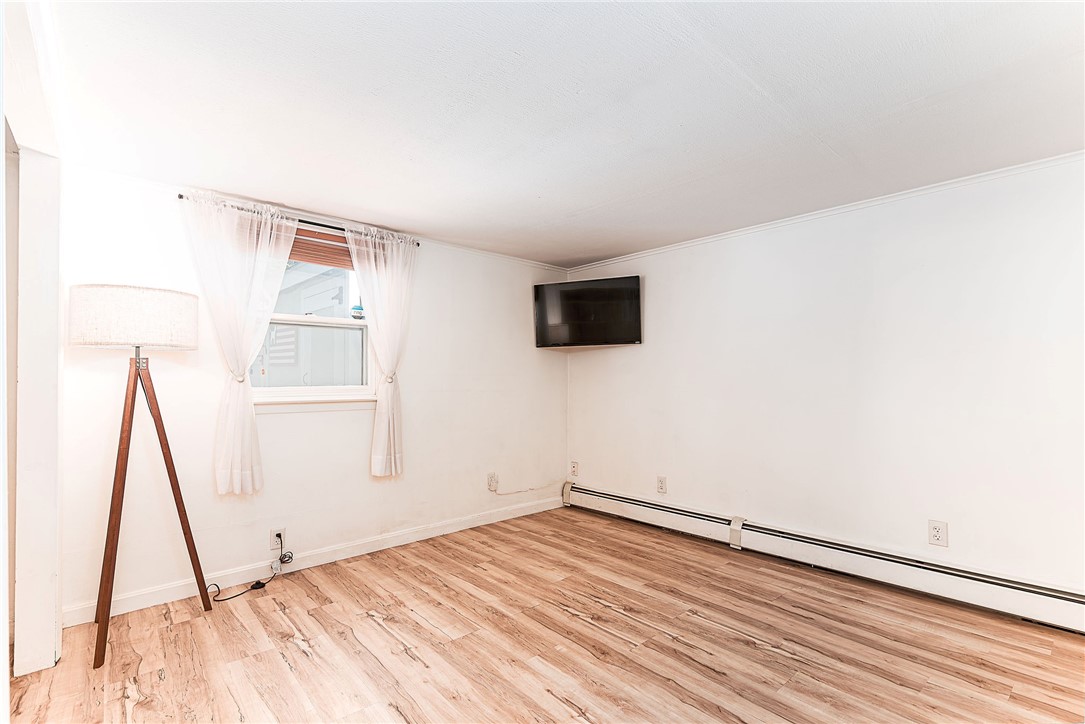 390 Nausauket Road Warwick, RI 02886 - Photo 10 of 24