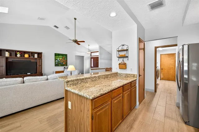 $525,000 | 2401 Natures Court, Valrico, FL 33596