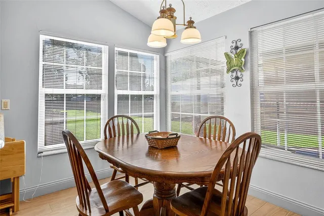 $525,000 | 2401 Natures Court, Valrico, FL 33596