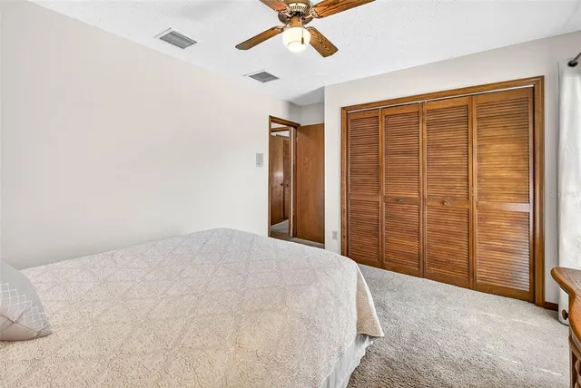 $525,000 | 2401 Natures Court, Valrico, FL 33596