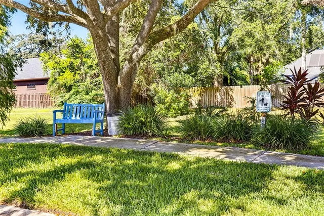 $525,000 | 2401 Natures Court, Valrico, FL 33596