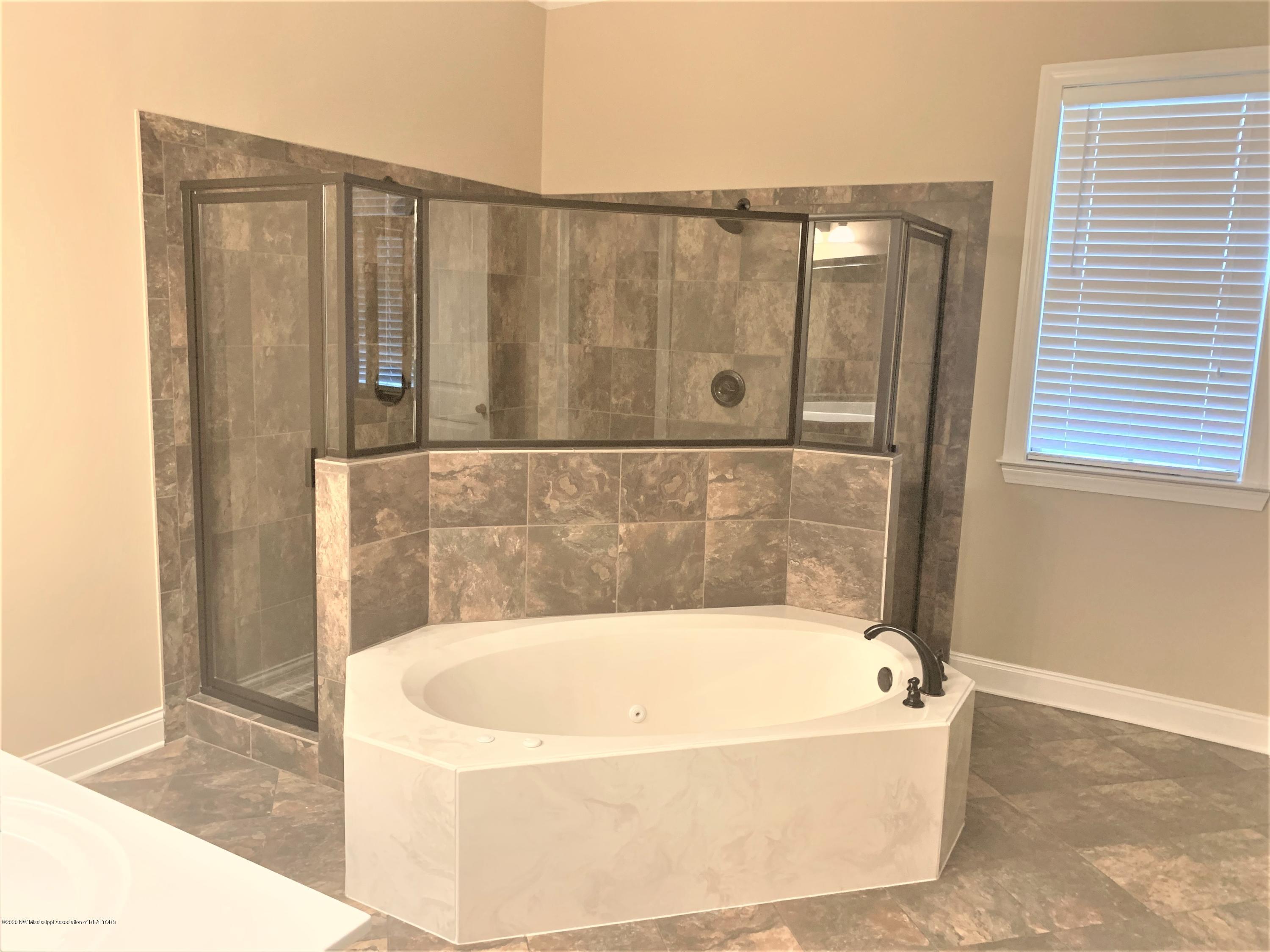 2957 Horn Lake Road Hernando, MS 38632 - Photo 11 of 18 IMG_0968