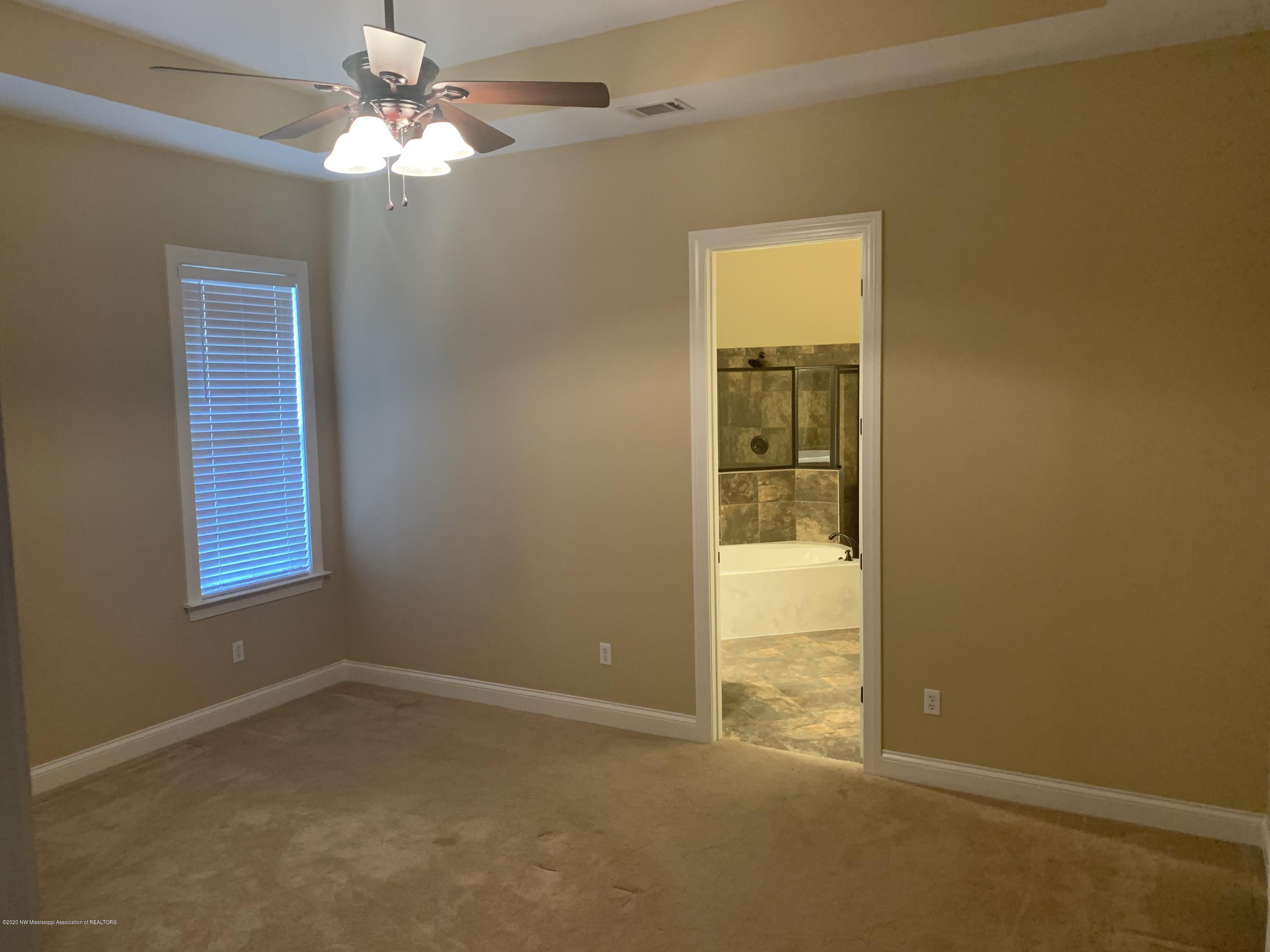 2957 Horn Lake Road Hernando, MS 38632 - Photo 10 of 18 IMG_0966