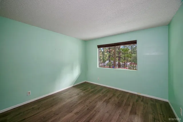 a view of an outdoor space