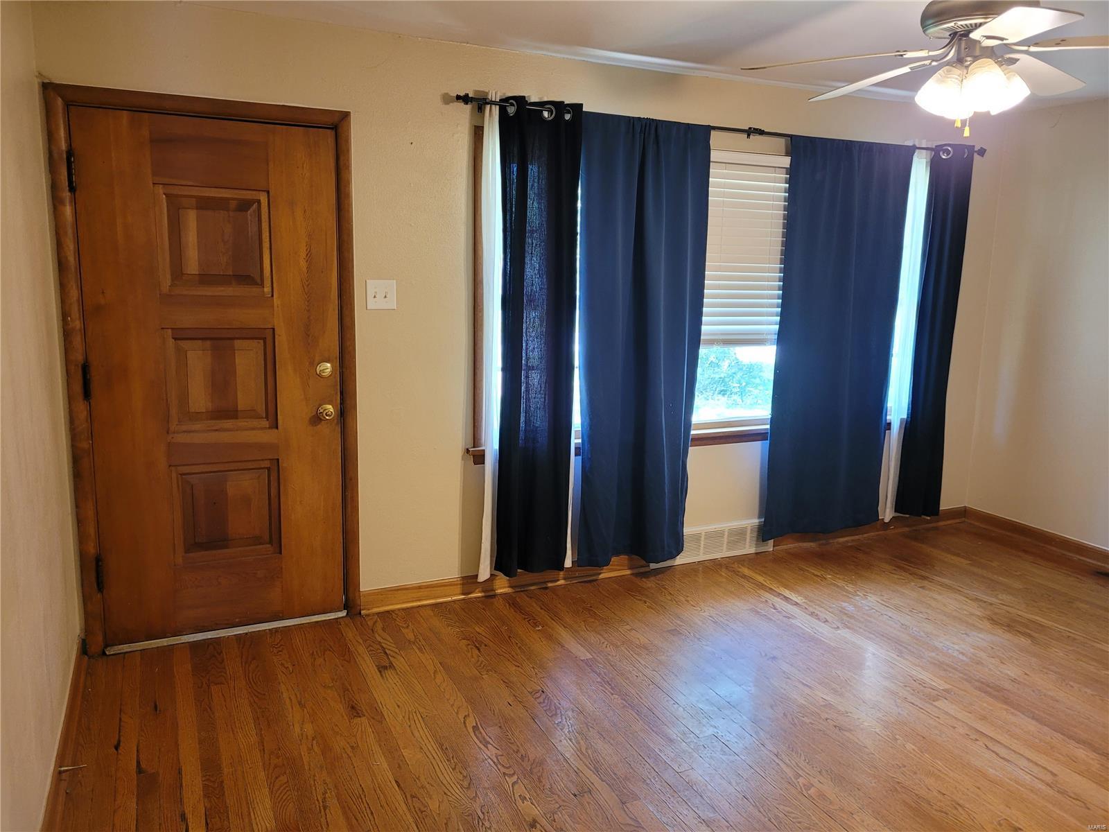 4021 Mt Olive Road St. Louis, MO 63125 - Photo 7 of 28 Gallery Image 7