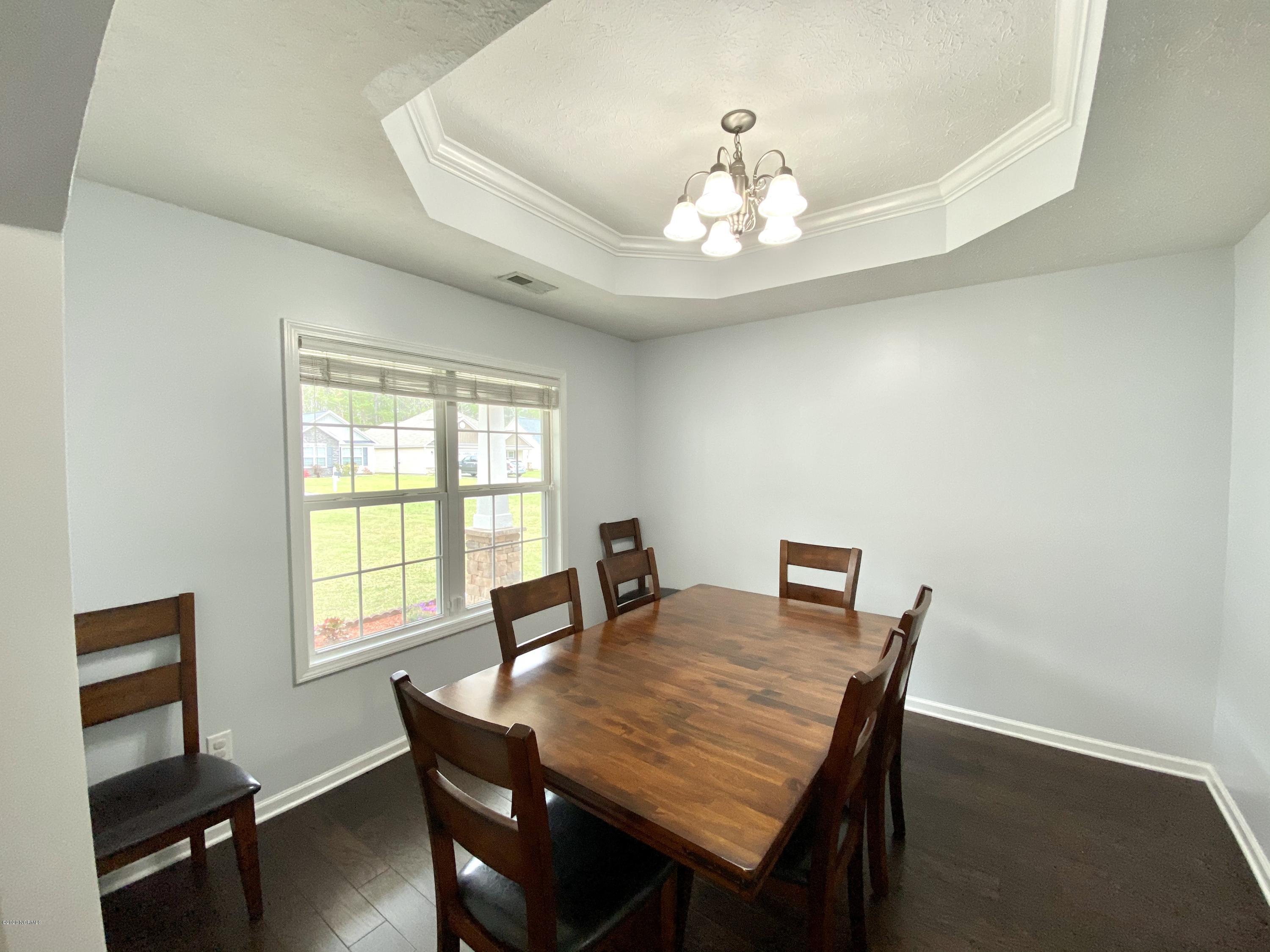 277 Station House Road New Bern, NC 28562 - Photo 11 of 48 Dining Room