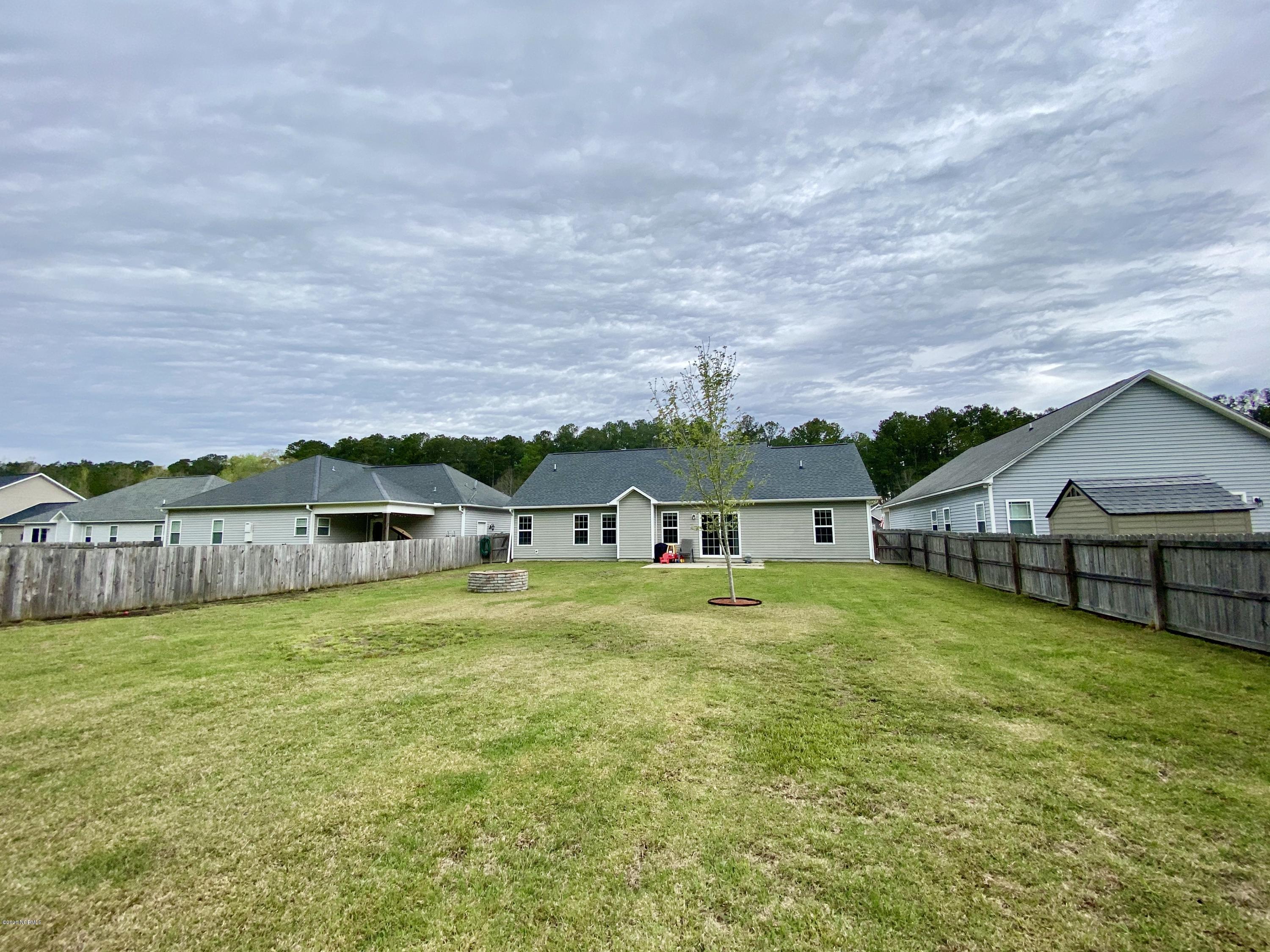 277 Station House Road New Bern, NC 28562 - Photo 32 of 48 Backyard