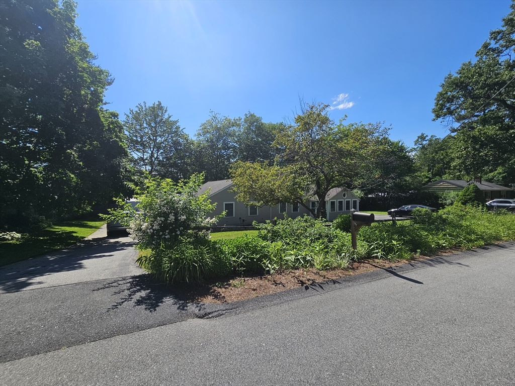 9 Pinecrest Road Littleton, MA 01460 - Photo 1 of 16 Gallery Image 1