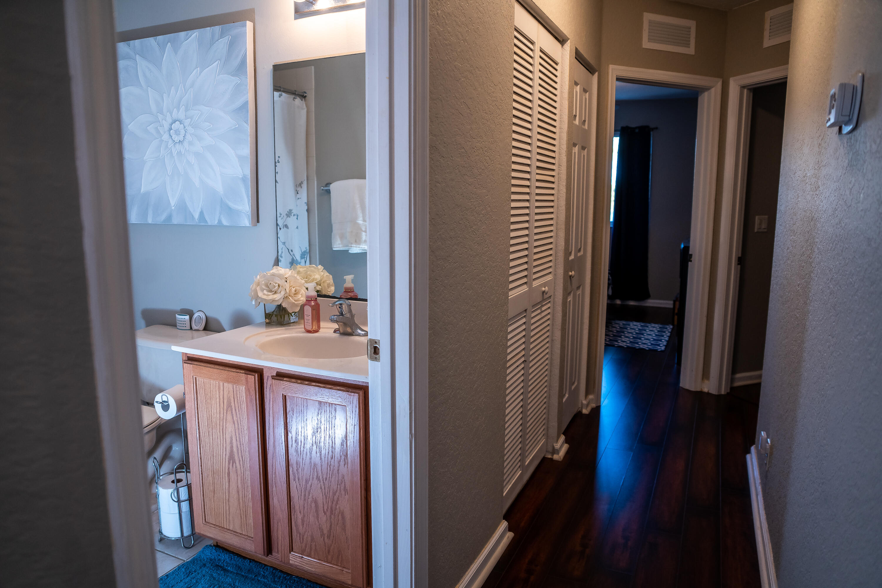 2072 Oakhurst Way Riviera Beach, FL 33404 - Photo 26 of 34 Full Bath