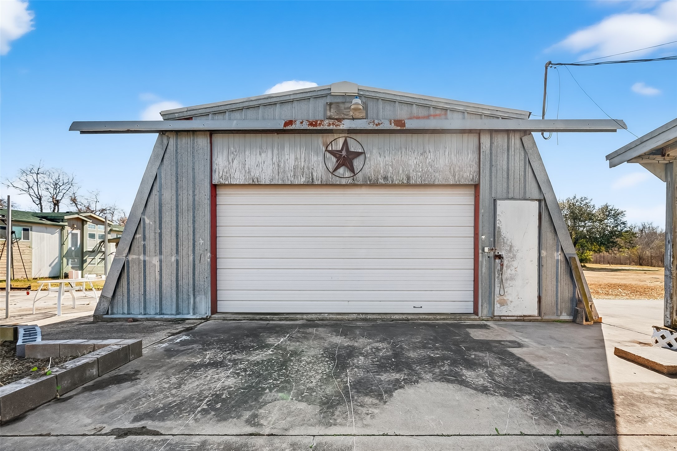 5116 Ike Franks Road Santa Fe, TX 77517 - Photo 27 of 40