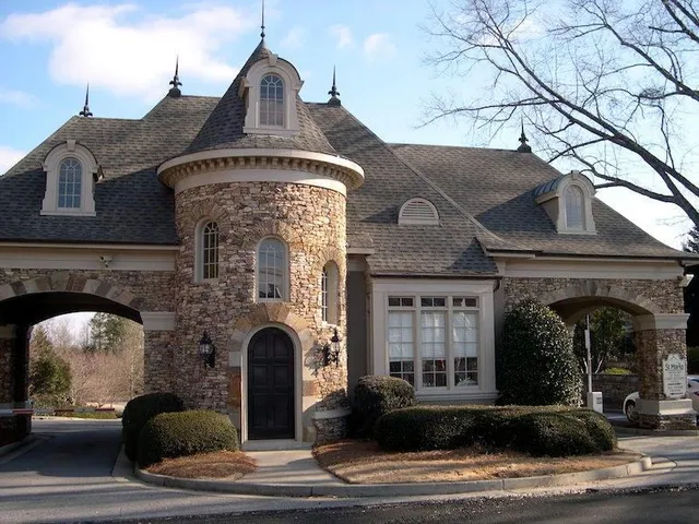 $3,990 | 8210 Prestwick Circle, Duluth, GA 30097