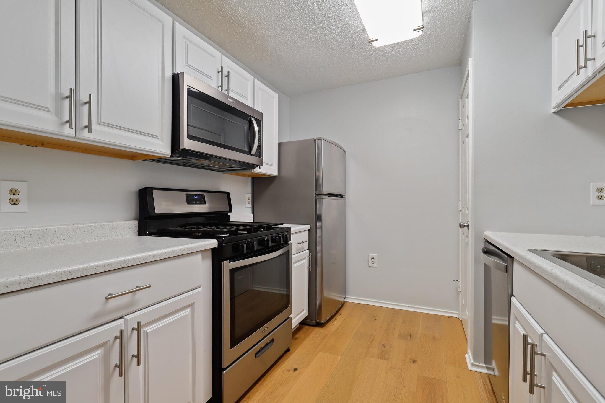20957 Timber Ridge Terrace, Unit 202 Ashburn, VA 20147 - Photo 10 of 23 Gallery Image 10