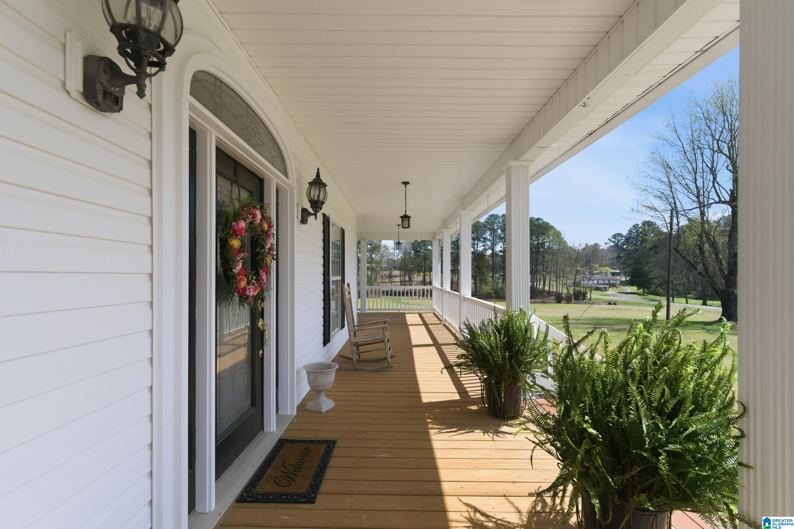 64 Mistletoe Lane Vincent, AL 35178 - Photo 7 of 70
