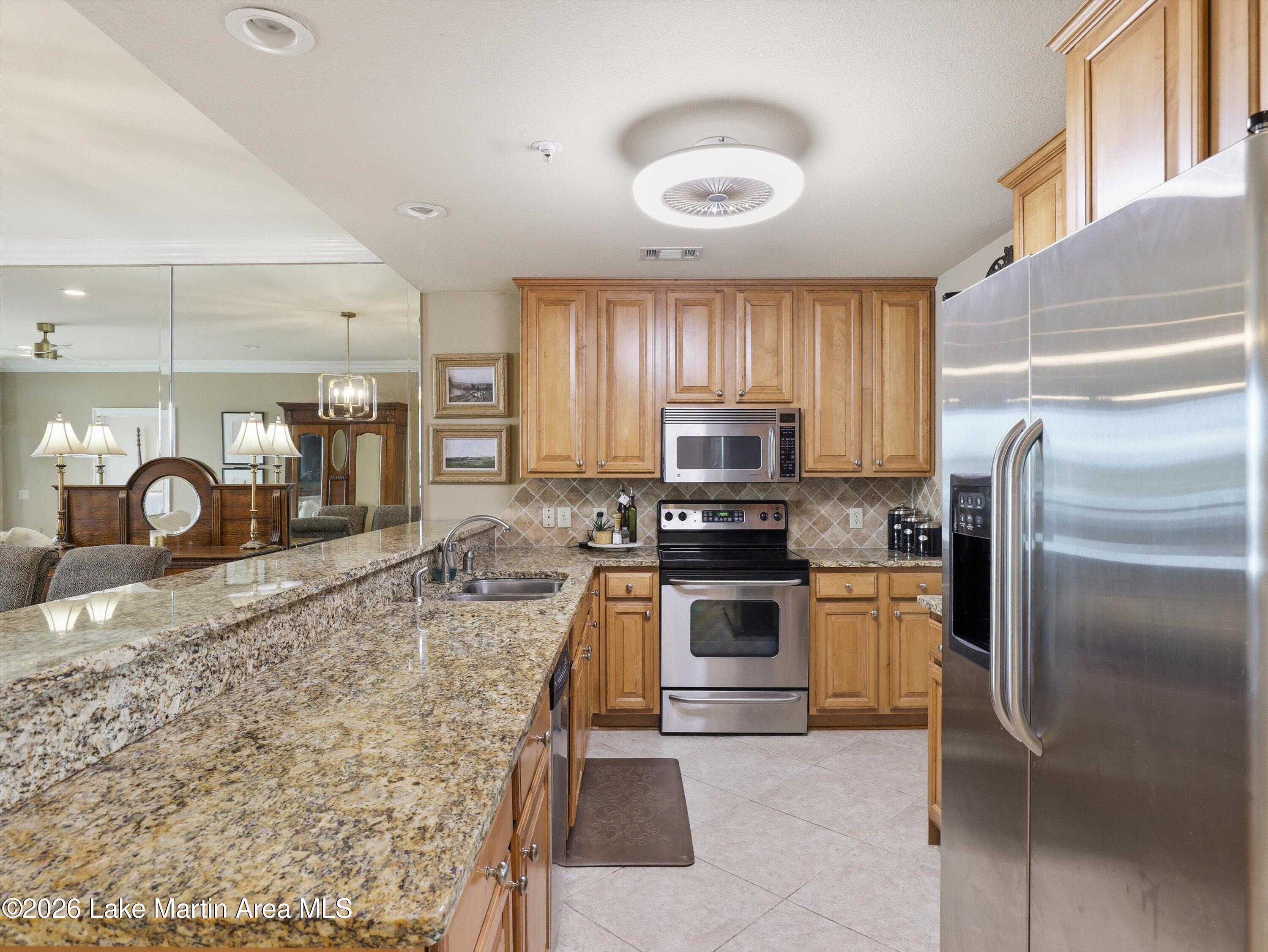 468 Marina Point Road, Unit B204 Dadeville, AL 36853 - Photo 15 of 44 Gallery Image 15