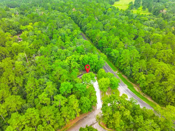 $1,500 | 26701 Knottywood, Oakhurst, TX 77359