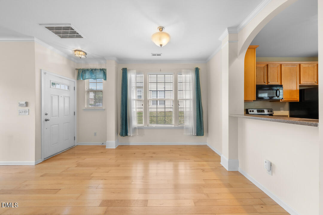7831 Silverthread Lane Raleigh, NC 27617 - Photo 9 of 24 DSC09760