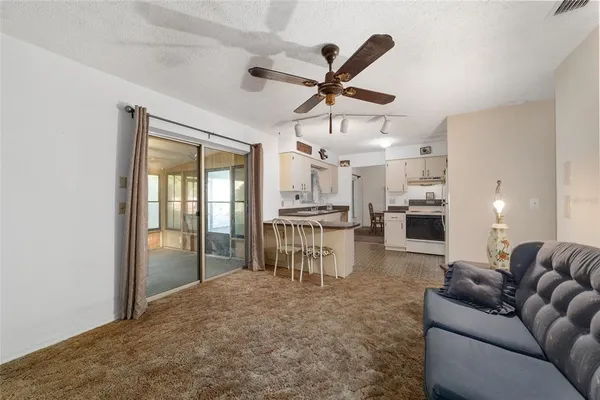 $489,900 | 465 Northeast 155th Street Road, Citra, FL 32113