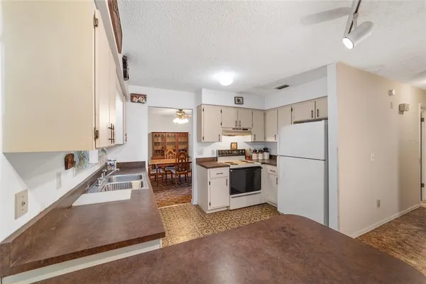 $489,900 | 465 Northeast 155th Street Road, Citra, FL 32113