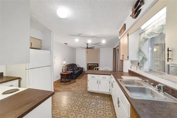 $489,900 | 465 Northeast 155th Street Road, Citra, FL 32113