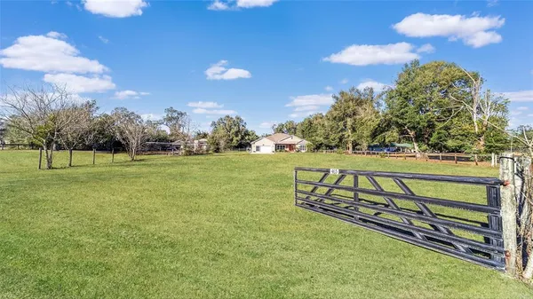 $489,900 | 465 Northeast 155th Street Road, Citra, FL 32113